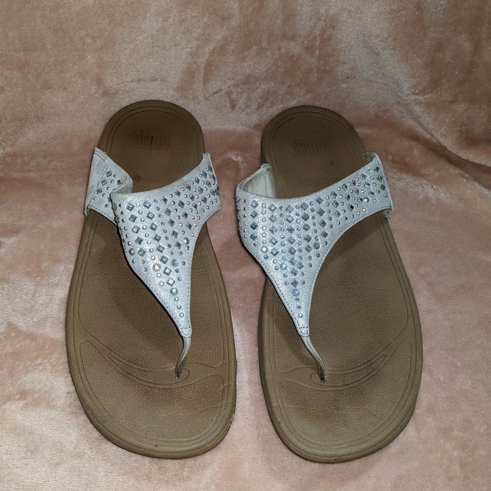 FitFlop Novy Shimmer jeweled flip flops size 11